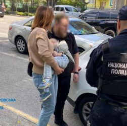 Новини України - У Дніпрі до восьми років засудили жінку, яка намагалась продати свою дитину