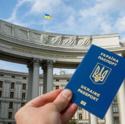 Новини України - У Раді пропонують дозволити виїзд чоловікам до 23-24 років