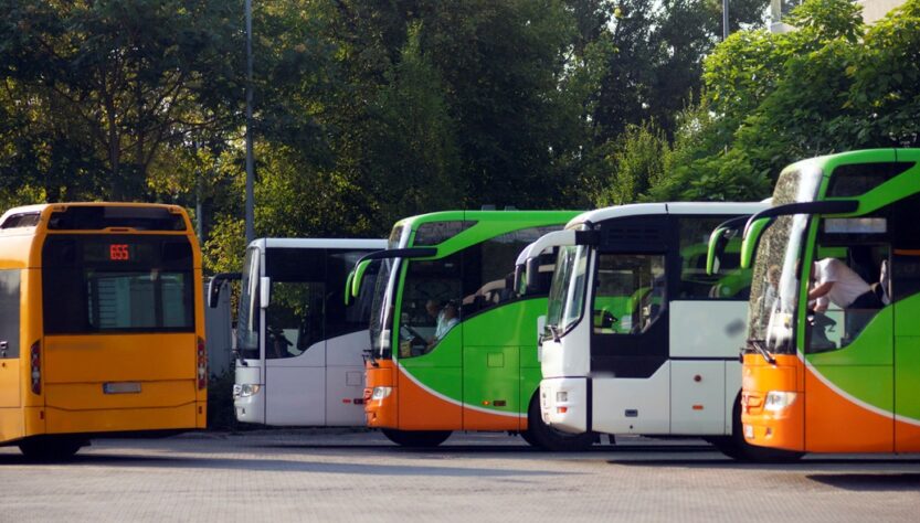 Новини бізнесу - Україна імпортувала автобусів на $13 млн з початку року