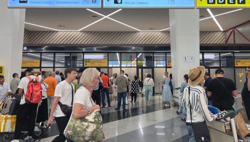 Новини світу - В аеропортах Росії стався колапс через атаки дронів