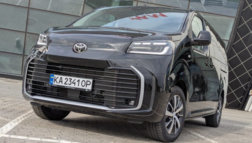 Авто новини - Великий вен та ще більші можливості: Toyota Proace і Proace Verso