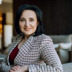 Новини України - Влада розробляє стратегію з підтримки материнства - Жолнович