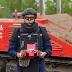 Сапери ДСНС продовжують розміновувати Херсонщину
