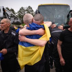 Новини України - З російського полону повернулись 303 військових