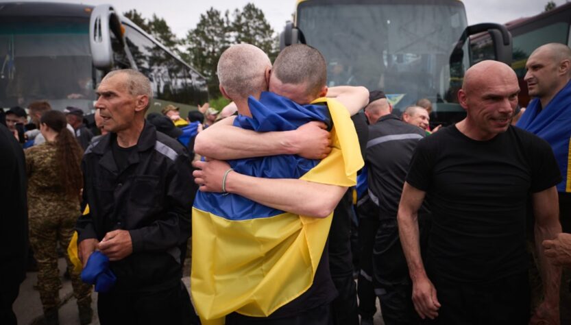 Новини України - З російського полону повернулись 303 військових