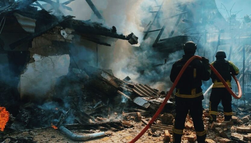 Новини України - З’явилися фото наслідків обстрілів у Херсоні