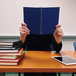 Новини України - З університету в Луцьку відрахували понад 1000 студентів-чоловіків