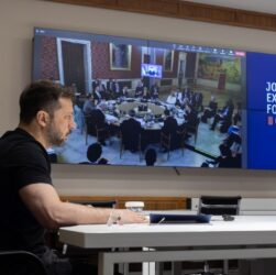 Новини України - Зеленський анонсував зустріч "коаліції рішучих"