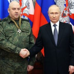 Новини світу - ЗМІ знайшли зниклого генерала РФ Суровікіна