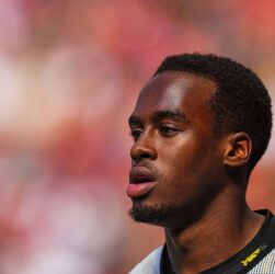 Новини спорту - Баварія пішла на перехоплення Гіттенса, та англійське коріння далося взнаки