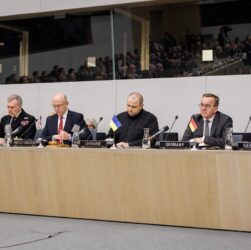 Новини світу - Без допомоги США. Ключові рішення Рамштайну