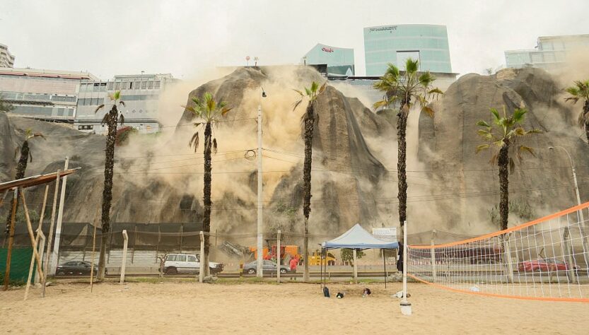 Новини світу - Біля Перу стався потужний землетрус, є загиблий