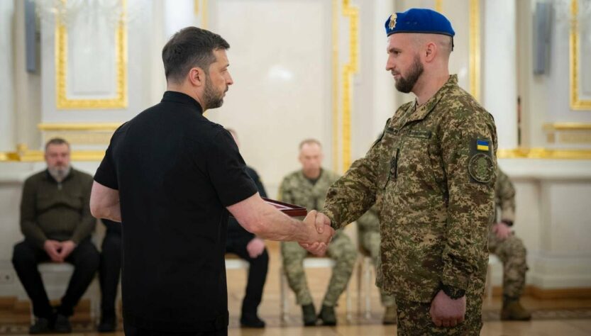 Володимир Зеленський відзначив нагородами українських воїнів