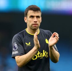 Новини спорту - Досвідчений захисник Евертона Шеймус Коулмен знову провів контракт з клубом