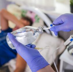 Новини України - Дві людини померли від ботулізму в Україні з початку року