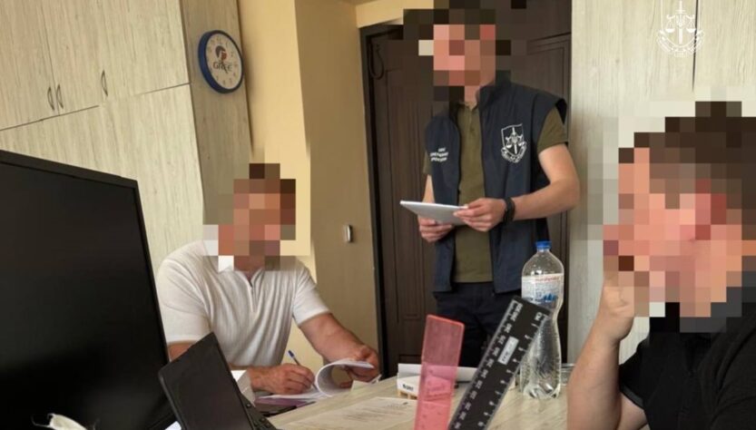 Новини України - Експравоохоронця підозрюють у незаконному збагаченні на 33 млн