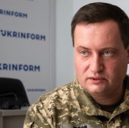 Новини України - ГУР підтвердило достовірність фото торсу полоненого з написом "Слава Росії"