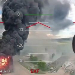 СБУ показала нове відео операції «Павутина»: шлях одного з FPV-дронів від вильоту до ураження літака