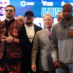 Новини спорту - Колишній боксер оцінив шанси у реванші Усик - Дюбуа