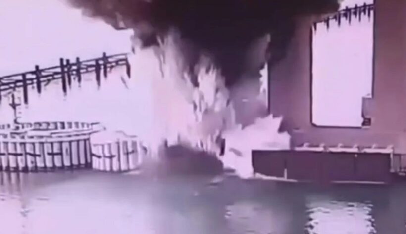 Новини України - Кримський міст: підводний вибух і нові атаки