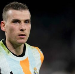 Новини спорту - Манчестер Юнайтед розглядає кандидатуру воротаря збірної України