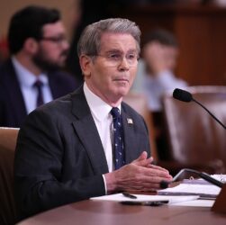 Новини бізнесу - Мінфін США вважає, що країна влітку зіткнеться з дефолтом