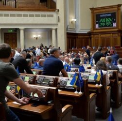 Новини України - Мінімальна цифра: відомо, скільки депутатів реально працюють у Раді