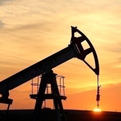 Новини світу - Нафта дешевшає на тлі новин із Близького сходу