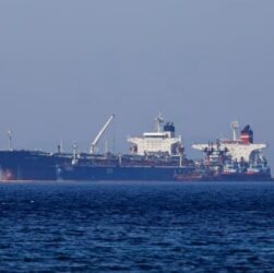 Новини світу - Нафту лихоманить: як війна на Близькому Сході провокує цінові стрибки