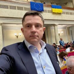 Новини України - Народний депутат Довгий склав мандат