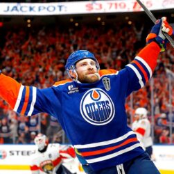 Новини спорту - НХЛ. Едмонтон відкрив фінал Кубка Стенлі перемогою