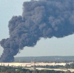 Новини світу - Під Москвою згорів великий склад пального