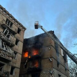 Новини Києва - Під завалами будинку у Києві можуть залишатися до 14 людей - КМВА