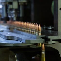 Новини світу - Польща у пʼять разів збільшить виробництво снарядів