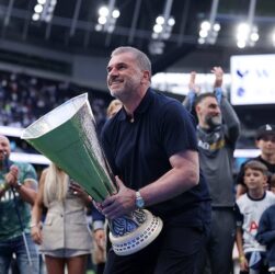 Новини спорту - Постекоглу отримає компенсацію у разі звільнення з Тоттенгема