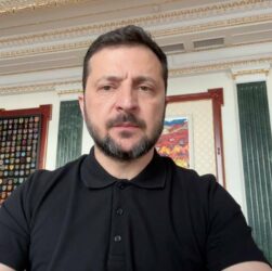 Підписав указ про відзначення званням Герой України Максима Устименка