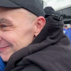 СБУ показала ексклюзивні фото та відео обміну полоненими 19 червня