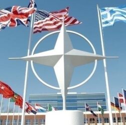 Новини світу - Рамштайн та саміт НАТО: поки США відвертаються, Україна набирає обороти
