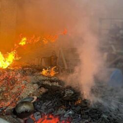 Новини України - Росіяни обстріляли підприємство на Чернігівщині, виникла масштабна пожежа