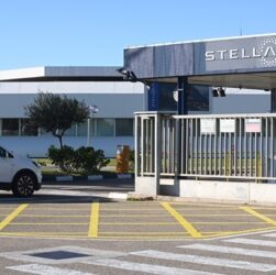 Авто новини - Stellantis розглядає можливий продаж Maserati - Reuters