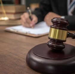 Новини України - Суд оголосив вирок чоловіку, який зґвалтував та вбив 10-річну дитину