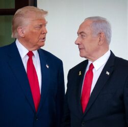 Новини світу - Трамп назвав Нетаньягу "героєм війни" та розкритикував суд над ним