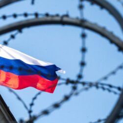 Новини світу - Трамп відклав санкції проти Росії, а ЄС продовжив обмеження за Крим