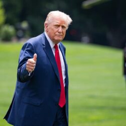 Новини світу - Трамп задекларував дохід у сотні мільйонів доларів