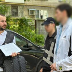 Новини Києва - У Києві чоловік підпал авто військового на замовлення РФ