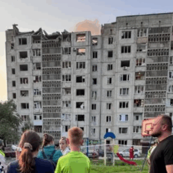 Новини України - У Луцьку внаслідок обстрілу пошкоджено багатоповерхівку, п’ятеро поранених