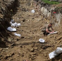 Новини України - У Львові ексгумували понад 160 поховань із Пагорба слави