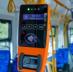 Новини Києва - У наземному транспорті Києва не працює оплата QR-квитками