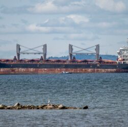 Новини світу - У Швеції сіло на мілину нафтове судно, що прямувало до Росії