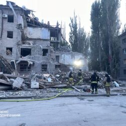 Новини України - Удар по будинку в Краматорську: число жертв росте